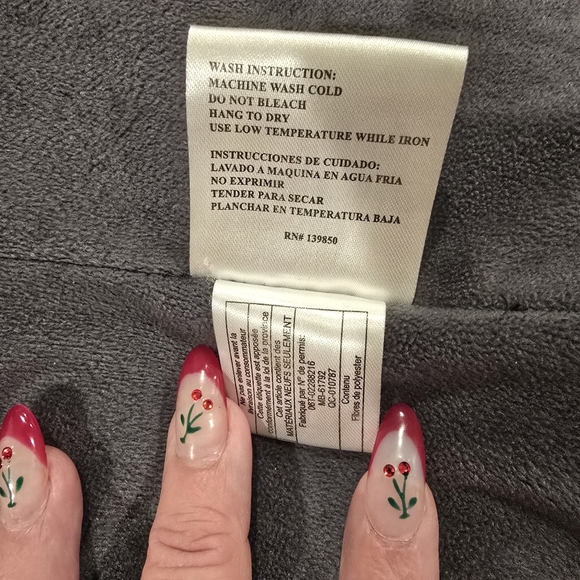 How Dare U Pocketed Zip Up Puffer Jacket with Removable Hood Thumb Hole Gray 1x. - Picture 13 of 15